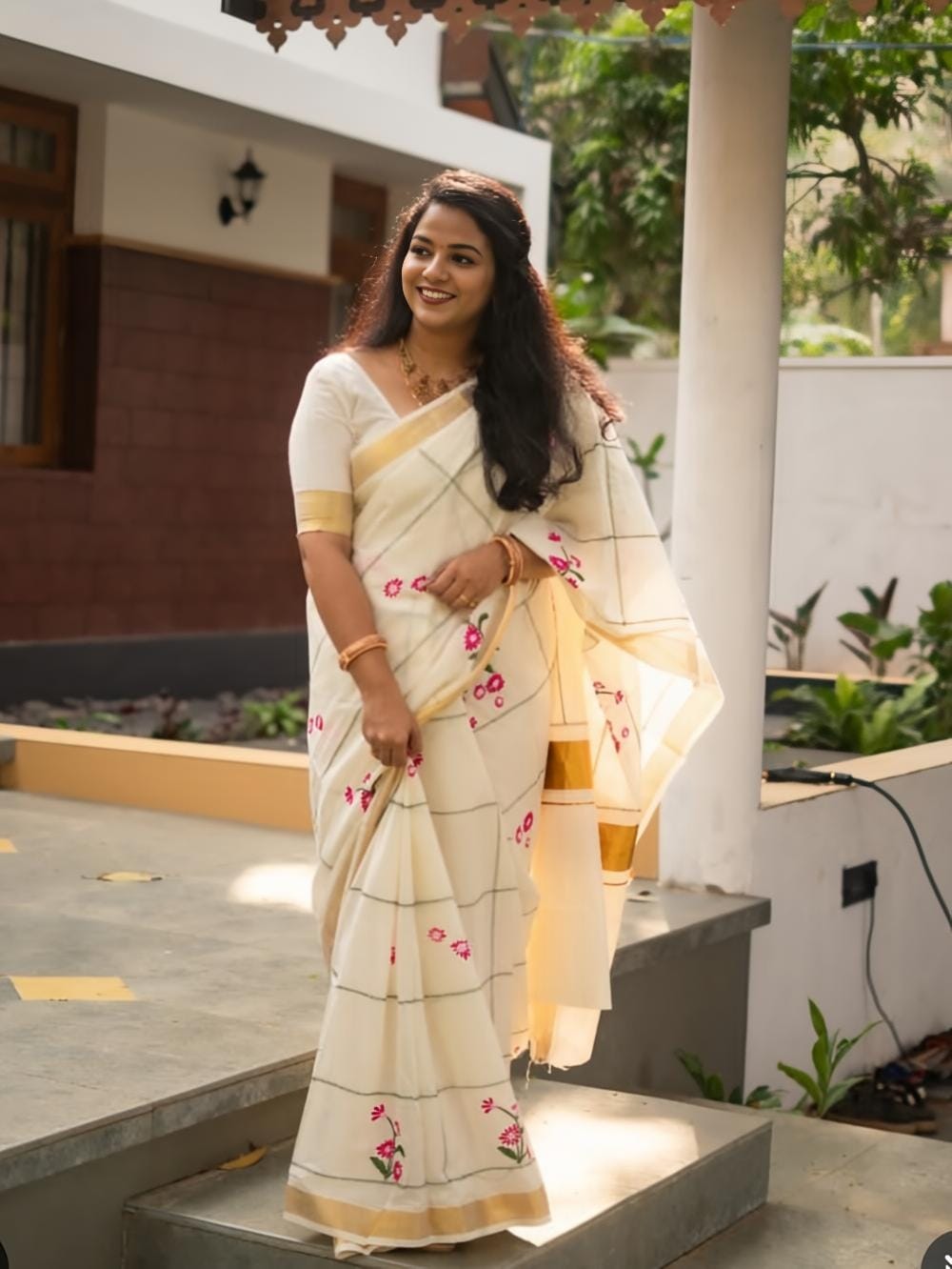 Designer Linen Saree