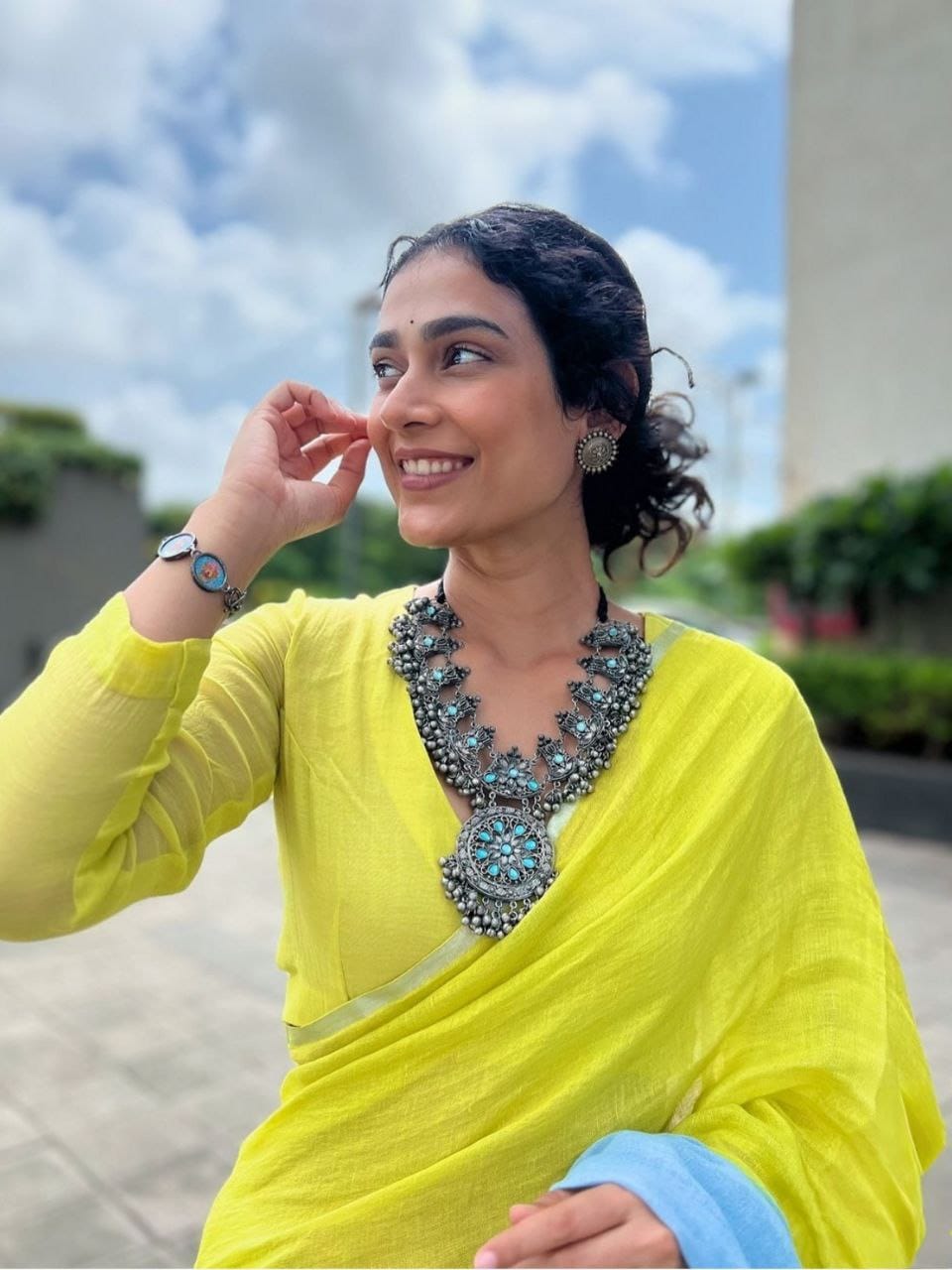 Minimal Linen Print Saree