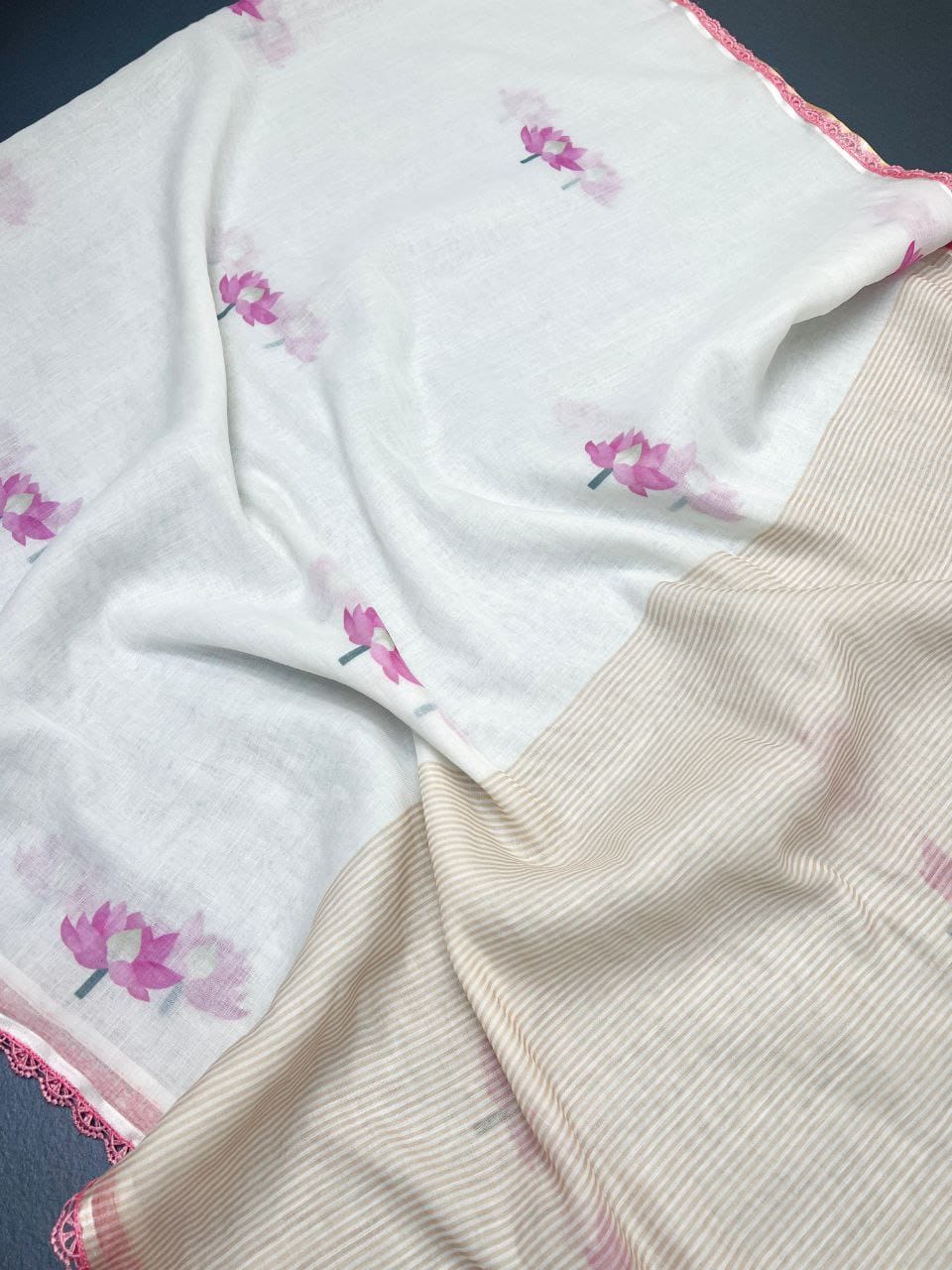 Soft Premium Linen Digital Print Saree